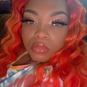 Meet your Posher, Shae